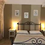 Maria Chiara 3*