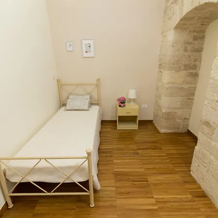 Maria Chiara 3*