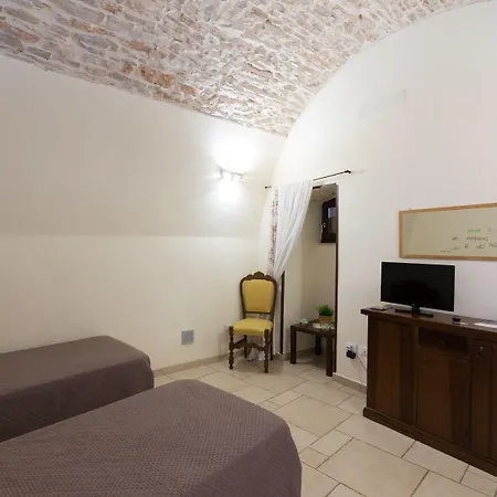 Maria Chiara 3* Toritto