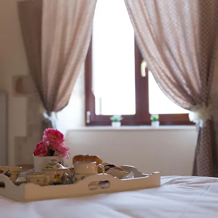 Maria Chiara Bed and Breakfast