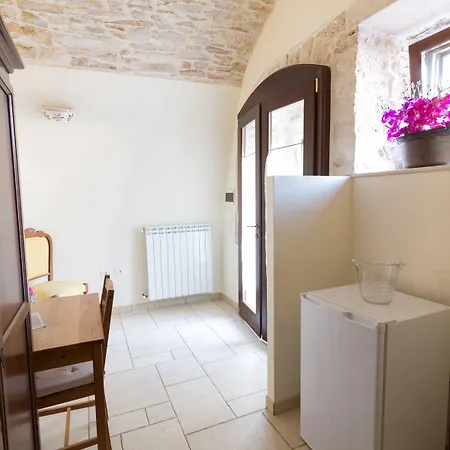 Maria Chiara Bed and Breakfast Toritto