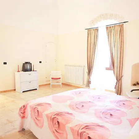 Maria Chiara Bed and Breakfast Toritto